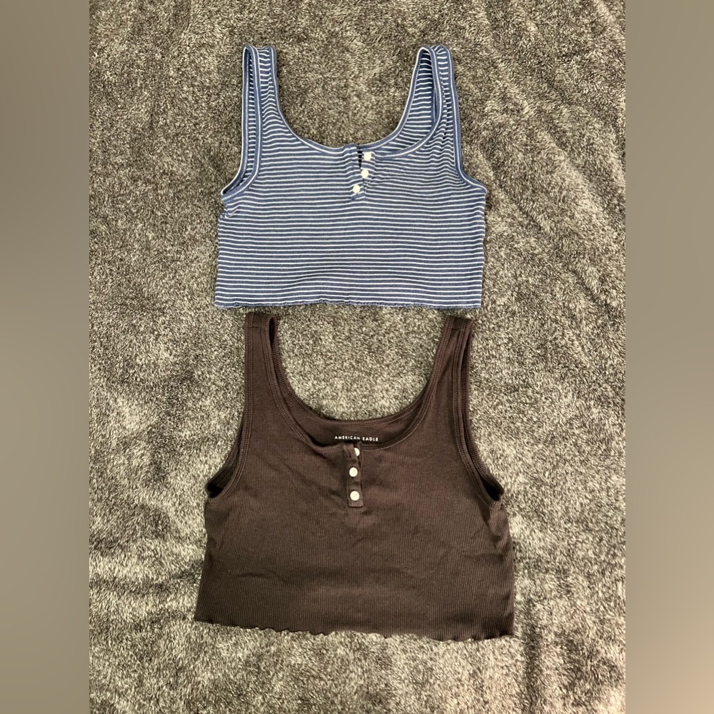 American eagle crop tops